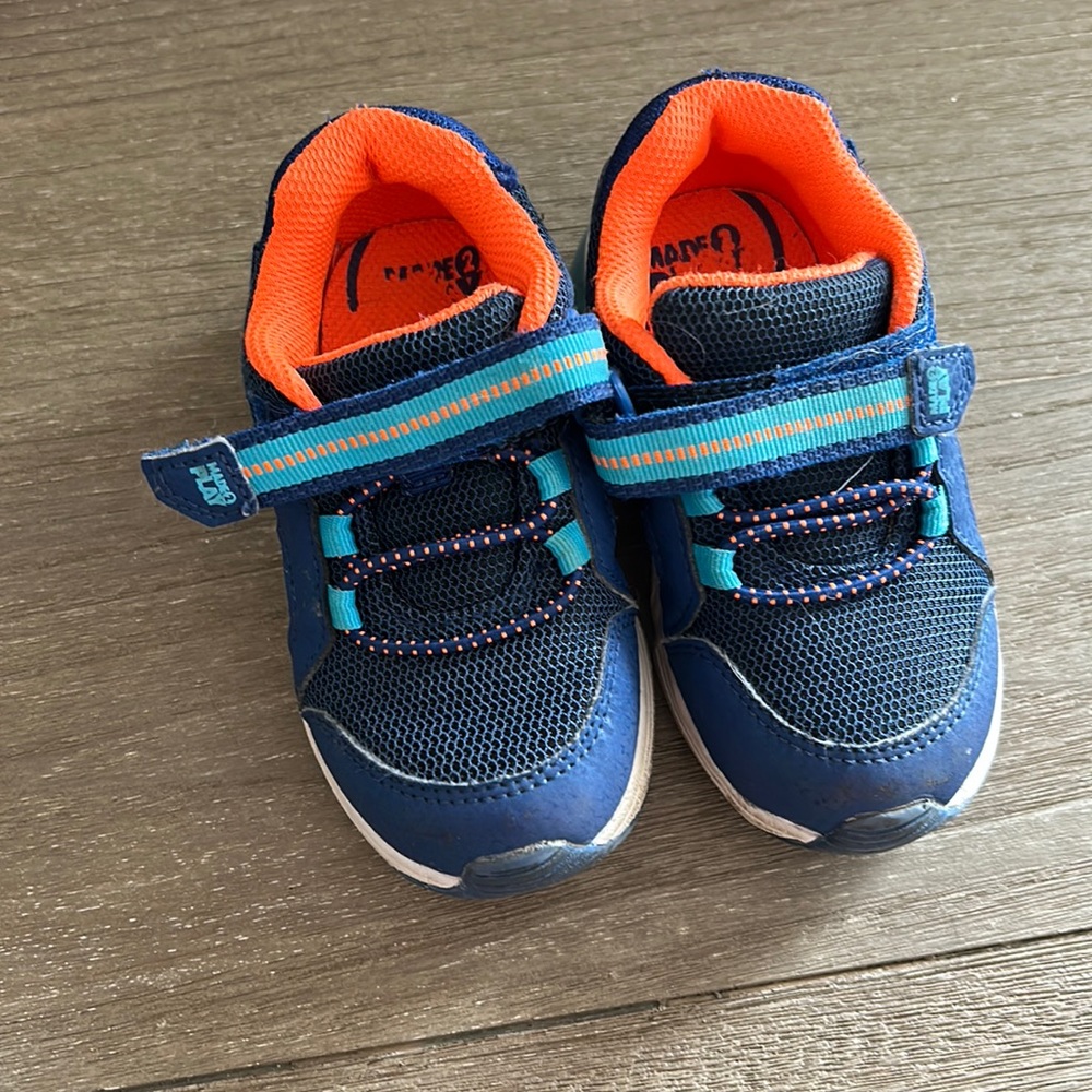 Stride rite size 7w toddler shoes